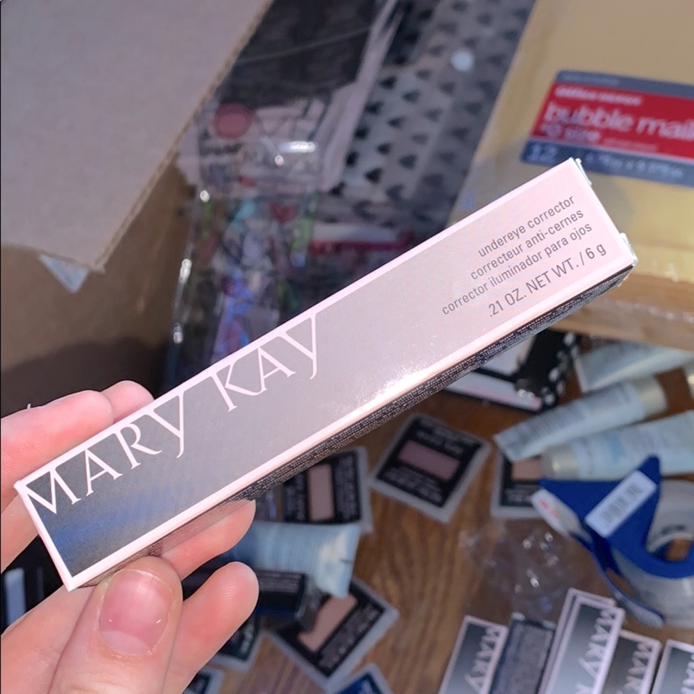 mary kay under eye corrector